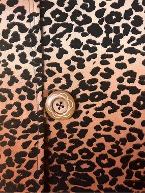 Leopard Print Button-Closure Accessory - Brown & Black
